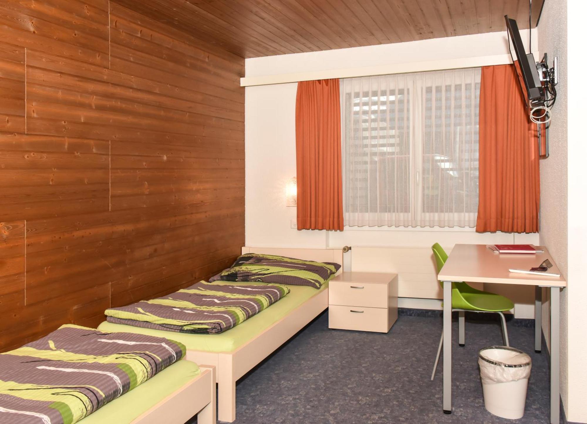 Hotel Krone Attinghausen Стая снимка
