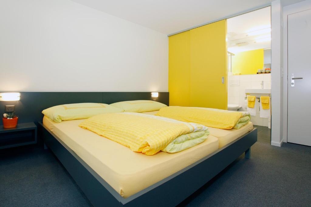 Hotel Krone Attinghausen Стая снимка