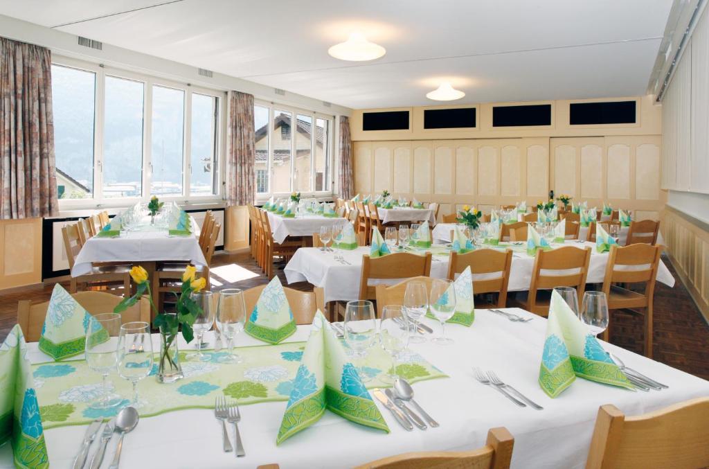 Hotel Krone Attinghausen Екстериор снимка