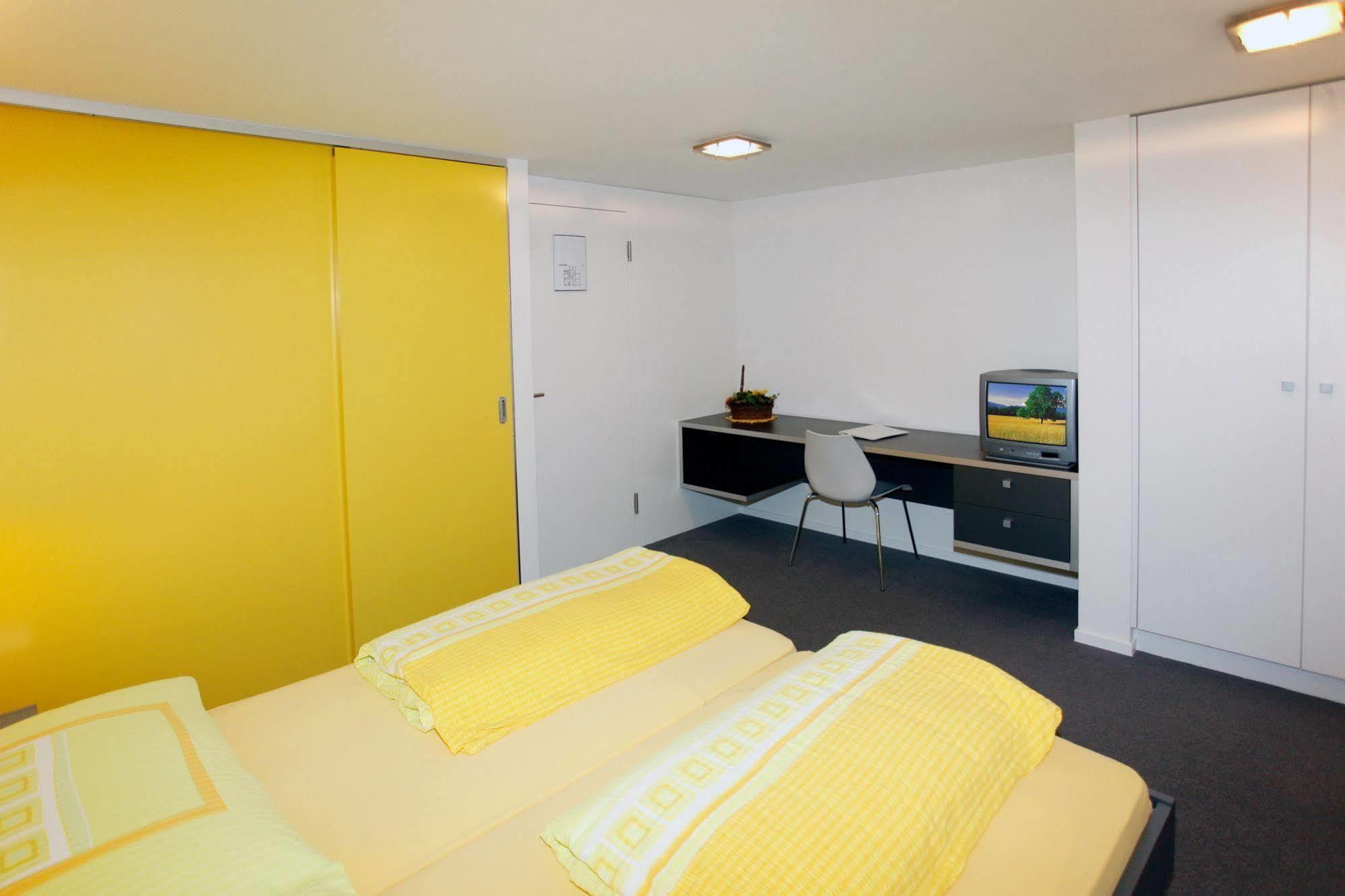 Hotel Krone Attinghausen Екстериор снимка